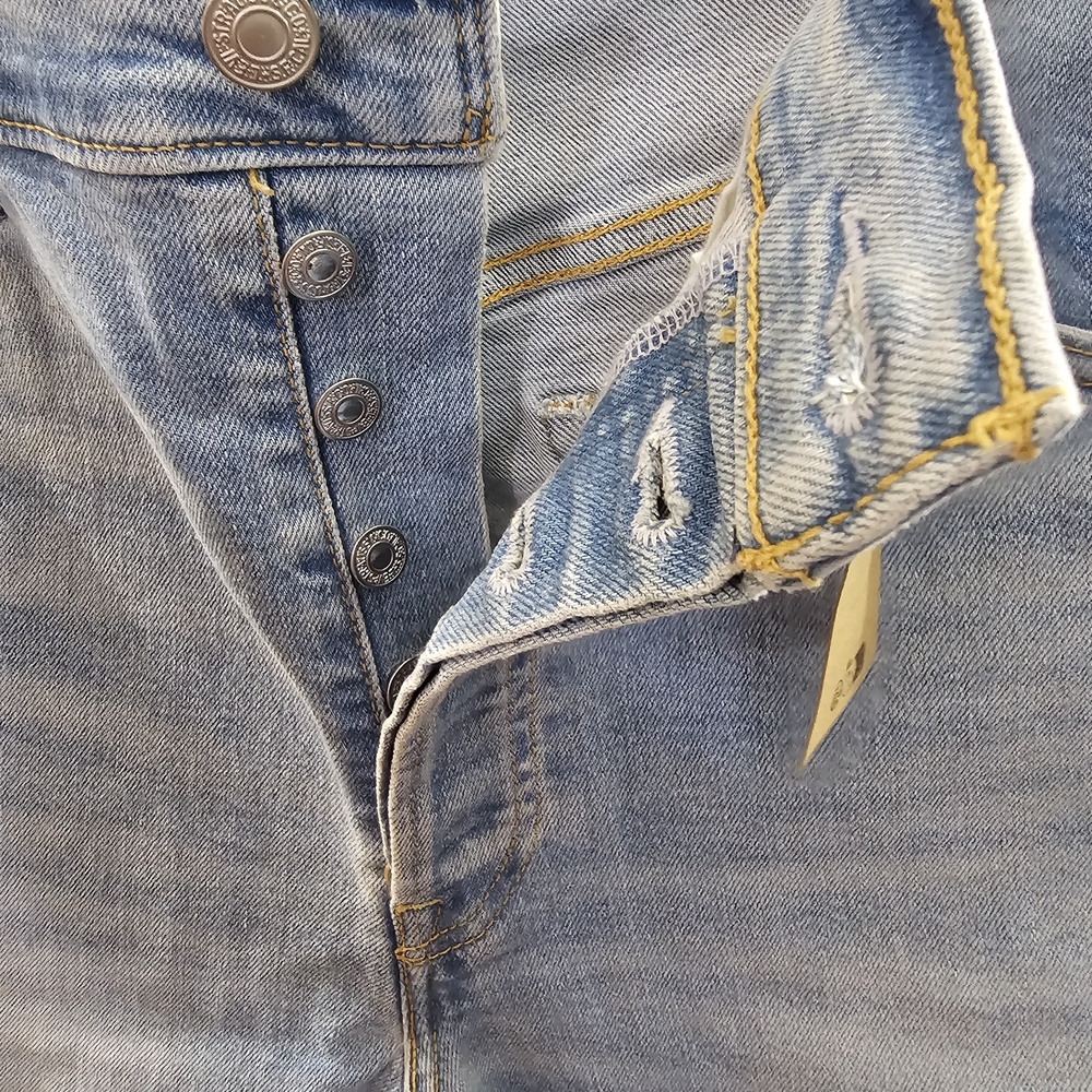 Levi's Ribcage Mid-wash Lightweight Ankle Length Jeans - Picture 7 of 9